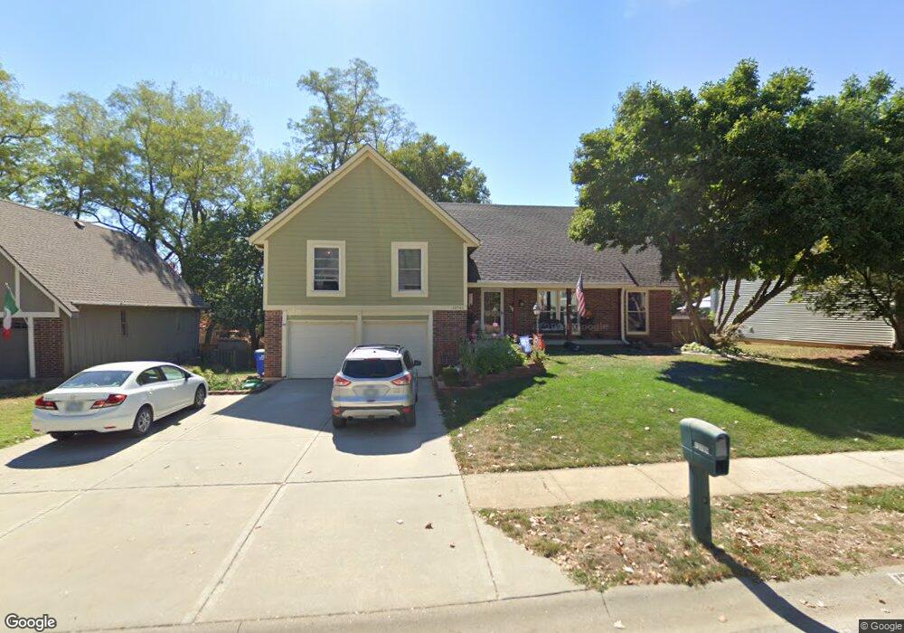 12705 W 69th St, Shawnee, KS 66216 - photo 1