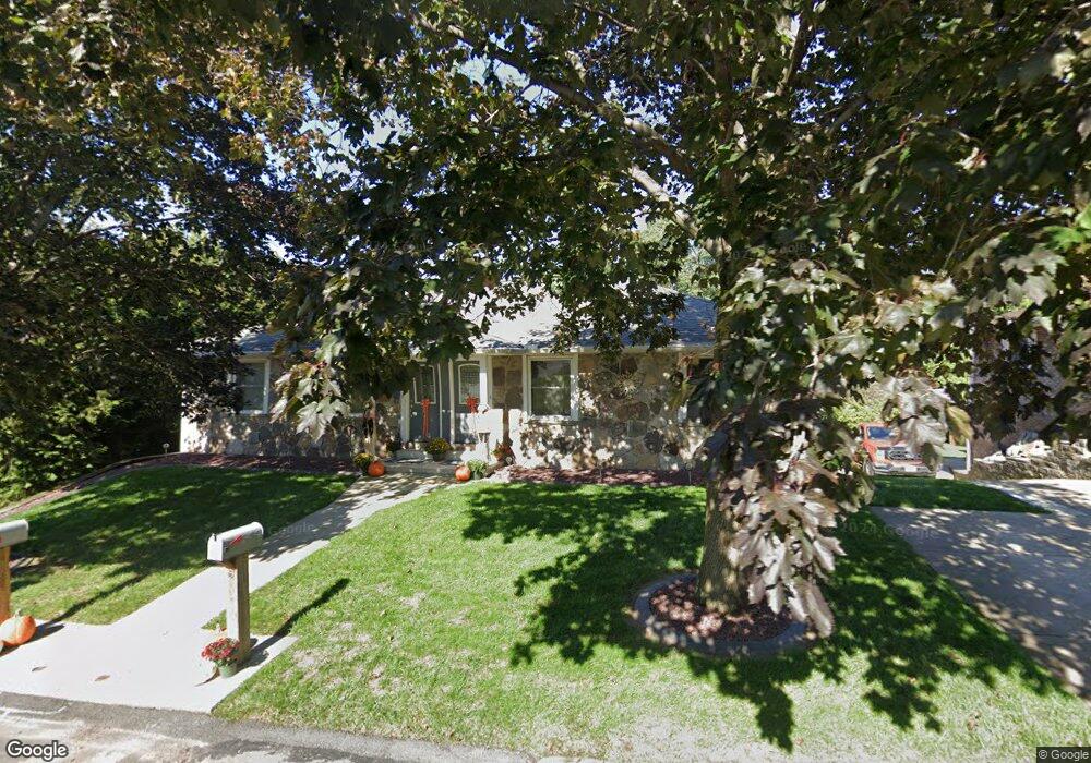 95 Florence St, Dupont, PA 18641 - photo 1