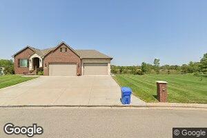 348 Lakeside Ct, Cheney, KS 67025