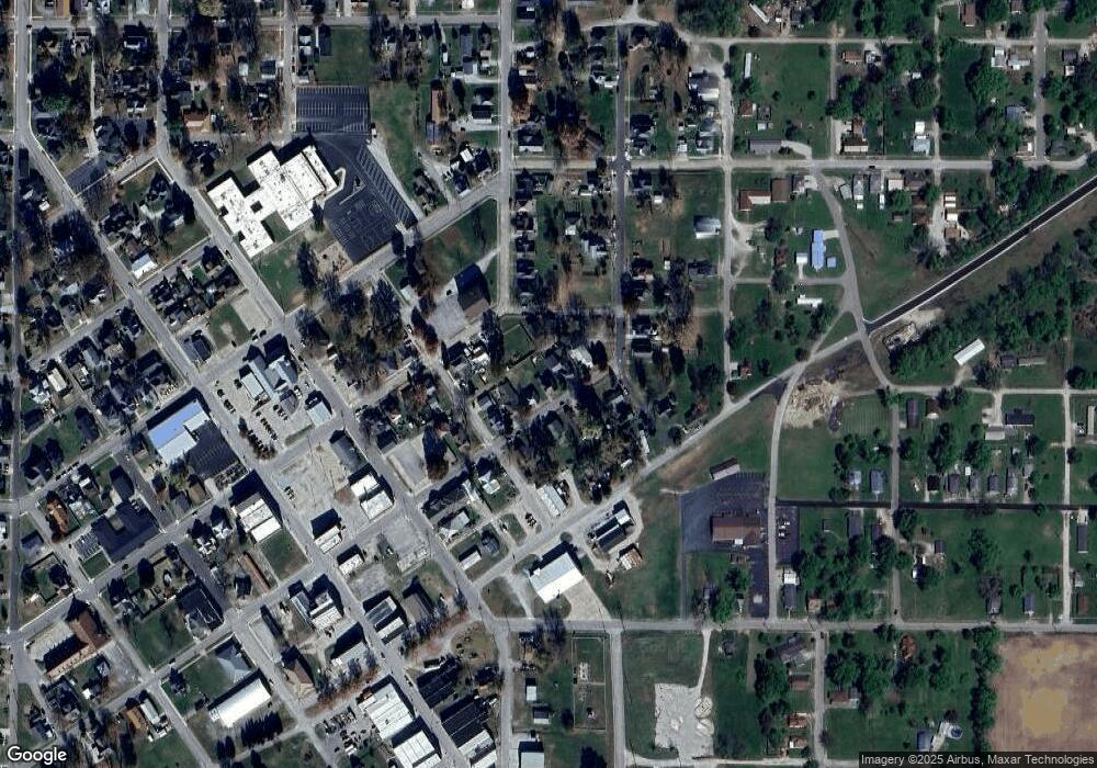 313 E 2nd St, Bicknell, IN 47512 - photo 1