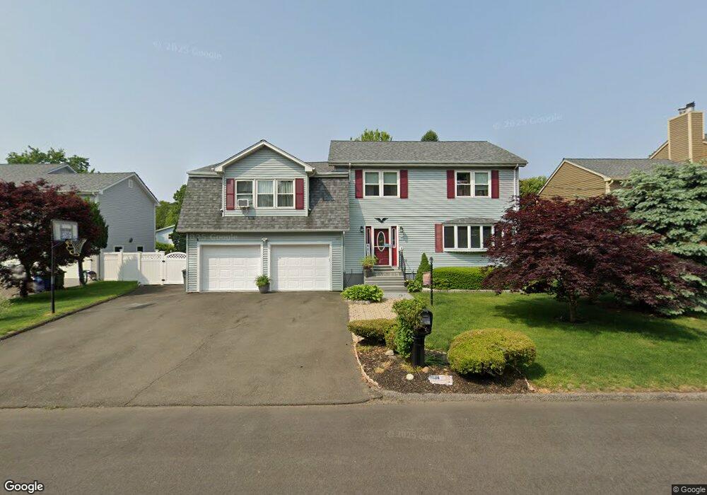 24 Jennifer Dr, Bridgeport, CT 06610 - photo 1