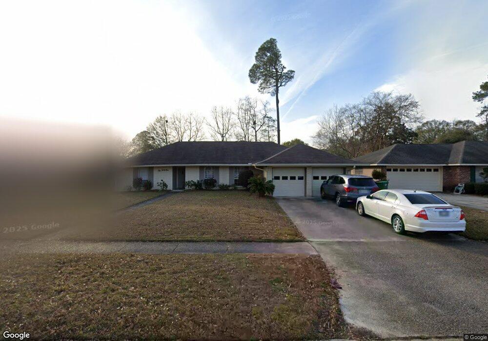 1041 Rue Orleans, Slidell, LA 70458 - photo 1