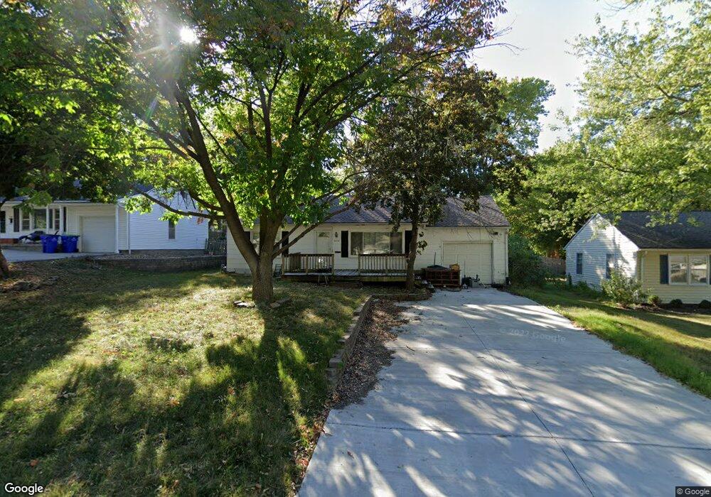 6434 Larsen Ln, Shawnee, KS 66203 - photo 1