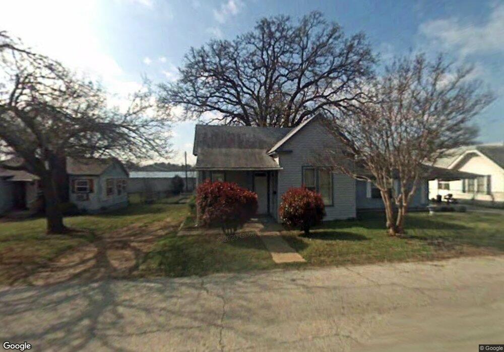 1610 W Bond St, Denison, TX 75020 - photo 1