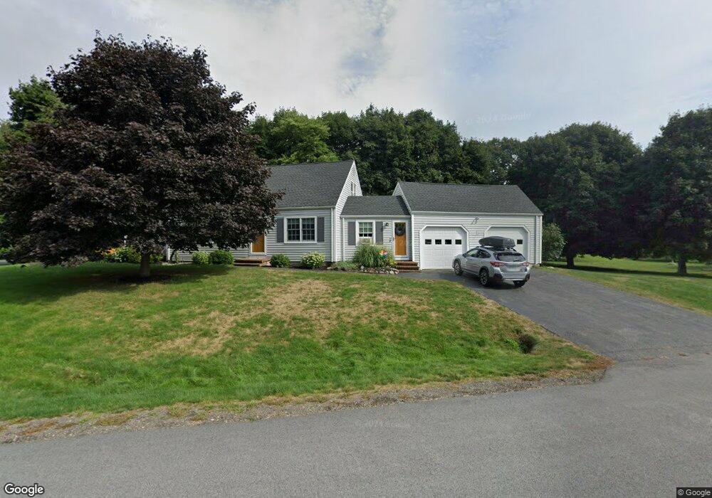 6 Robin Glen Rd, Stratham, NH 03885 - photo 1