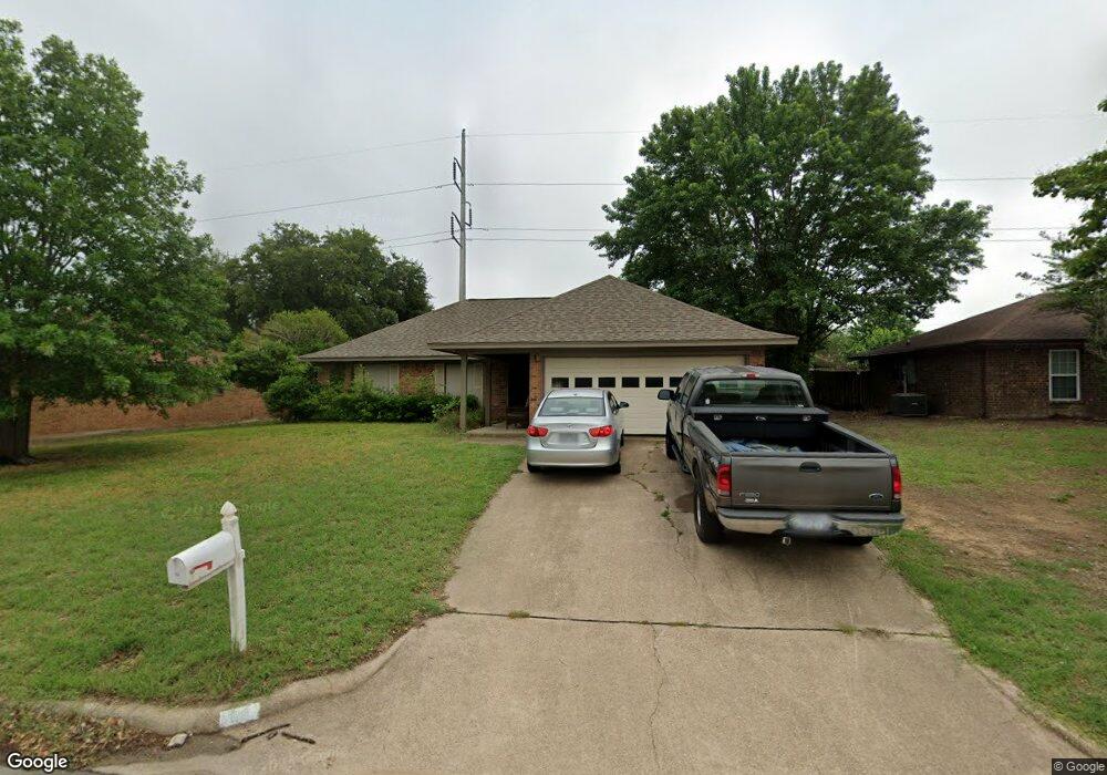104 Guinevere Dr, Weatherford, TX 76086 - photo 1