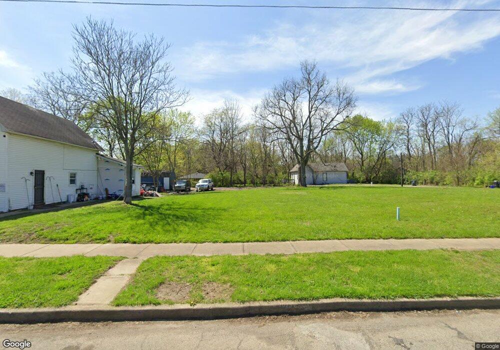 2005 1/2 Locust St, Anderson, IN 46016 - photo 1