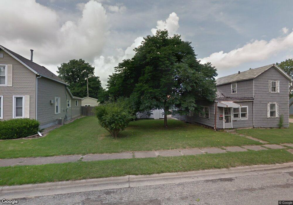 326 N Randolph St, Princeton, IL 61356 - photo 1