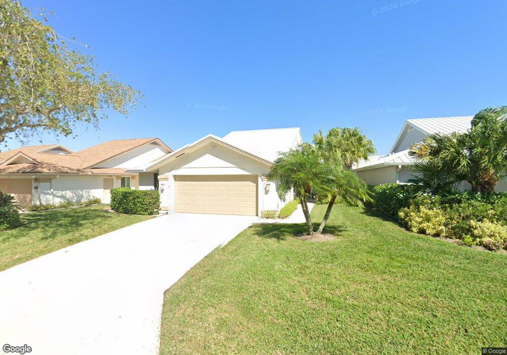 305 Ridge Rd, Jupiter, FL 33477 - photo 1