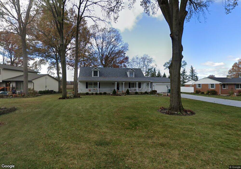 2581 Debbie Dr, Lima, OH 45807 - photo 1