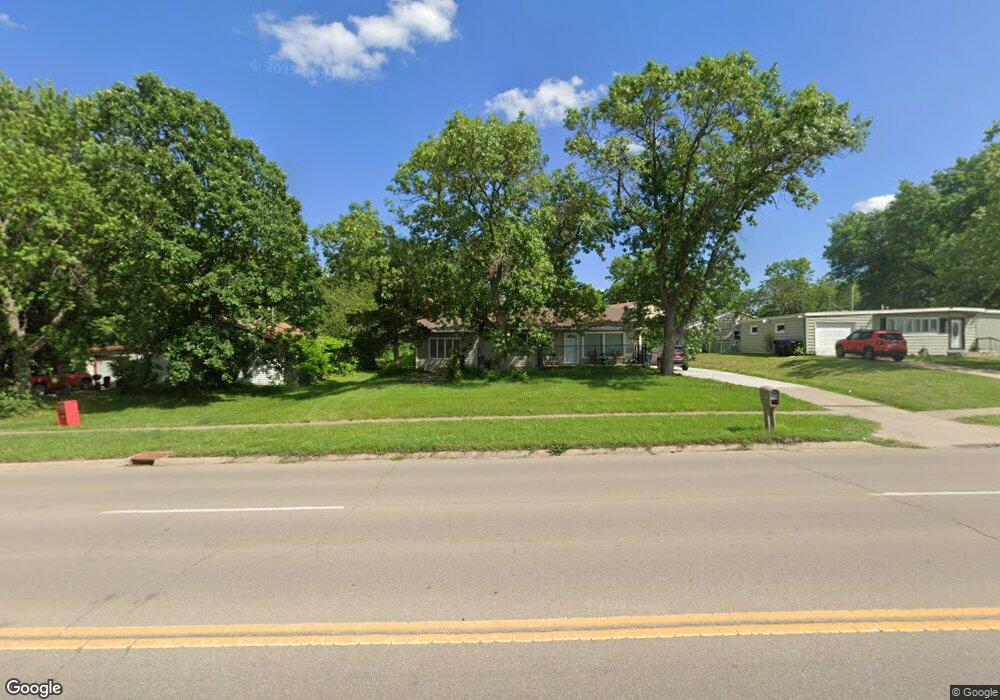 3328 SW Burlingame Rd, Topeka, KS 66611 - photo 1