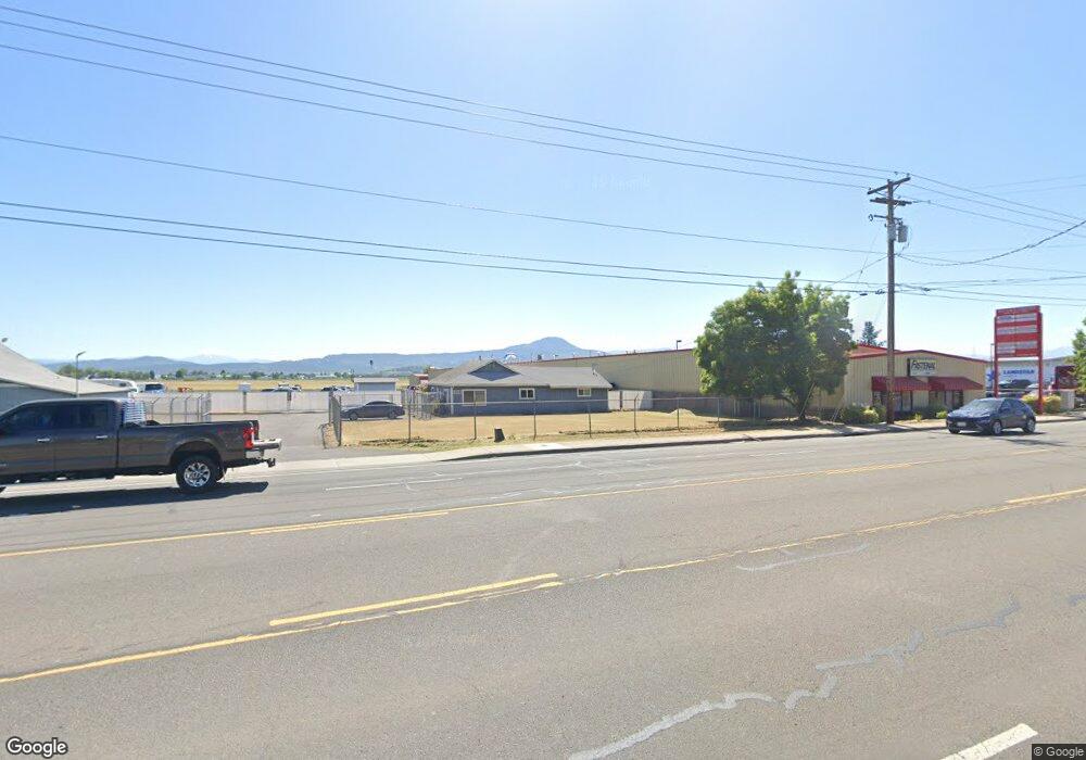 4818 Table Rock Rd, Central Point, OR 97502 - photo 1