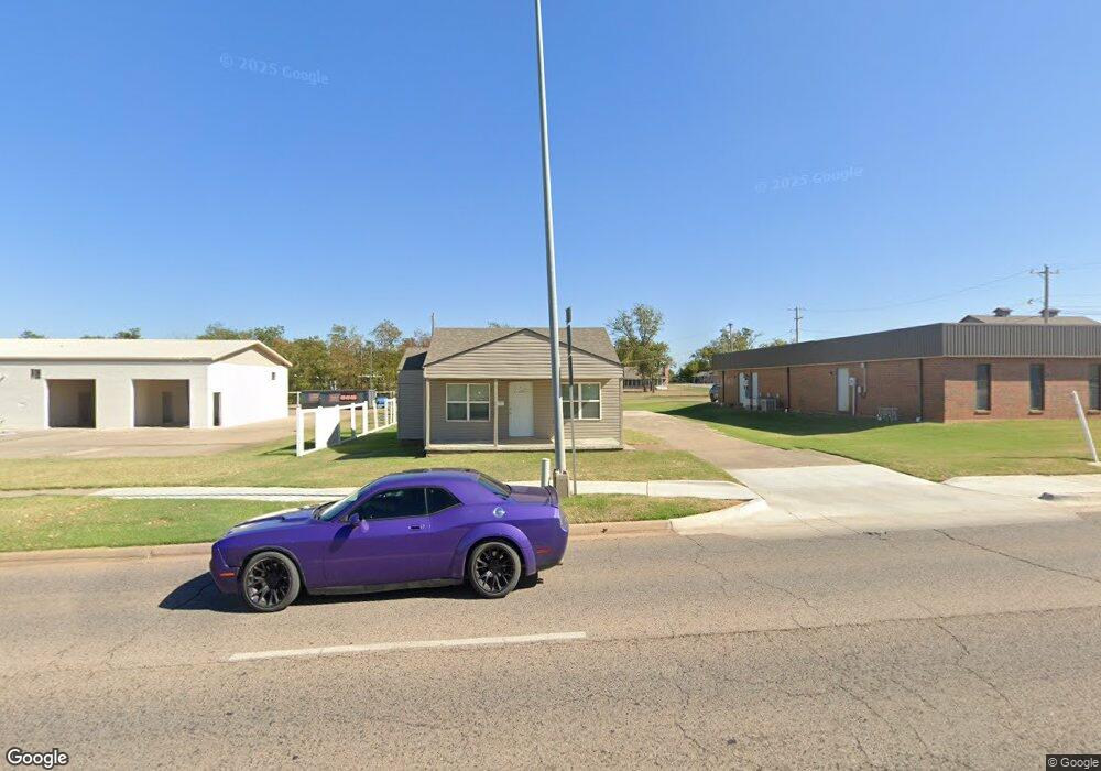 2813 N Kickapoo Ave, Shawnee, OK 74804 - photo 1