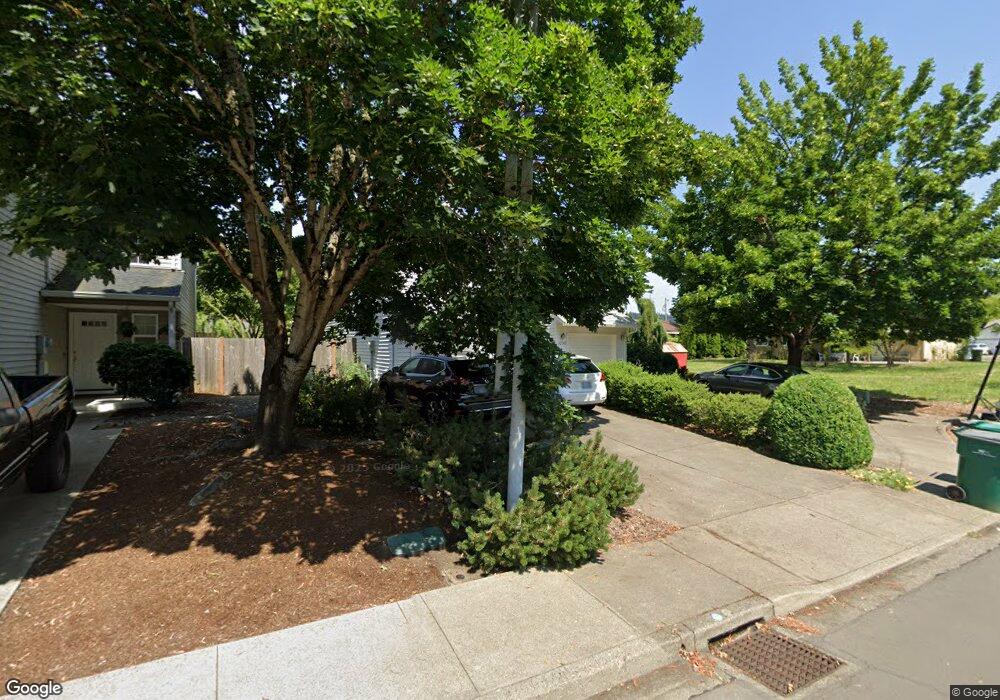 1060 SE Ash St, Dundee, OR 97115 - photo 1