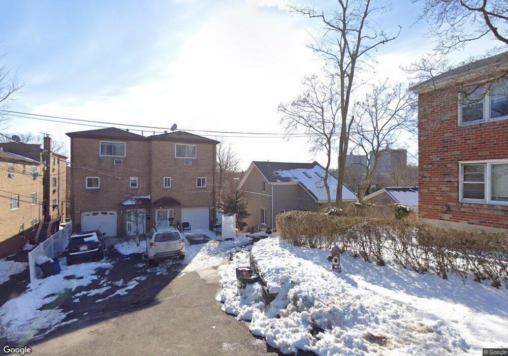 223 W 262nd St, Bronx, NY 10471 - photo 1