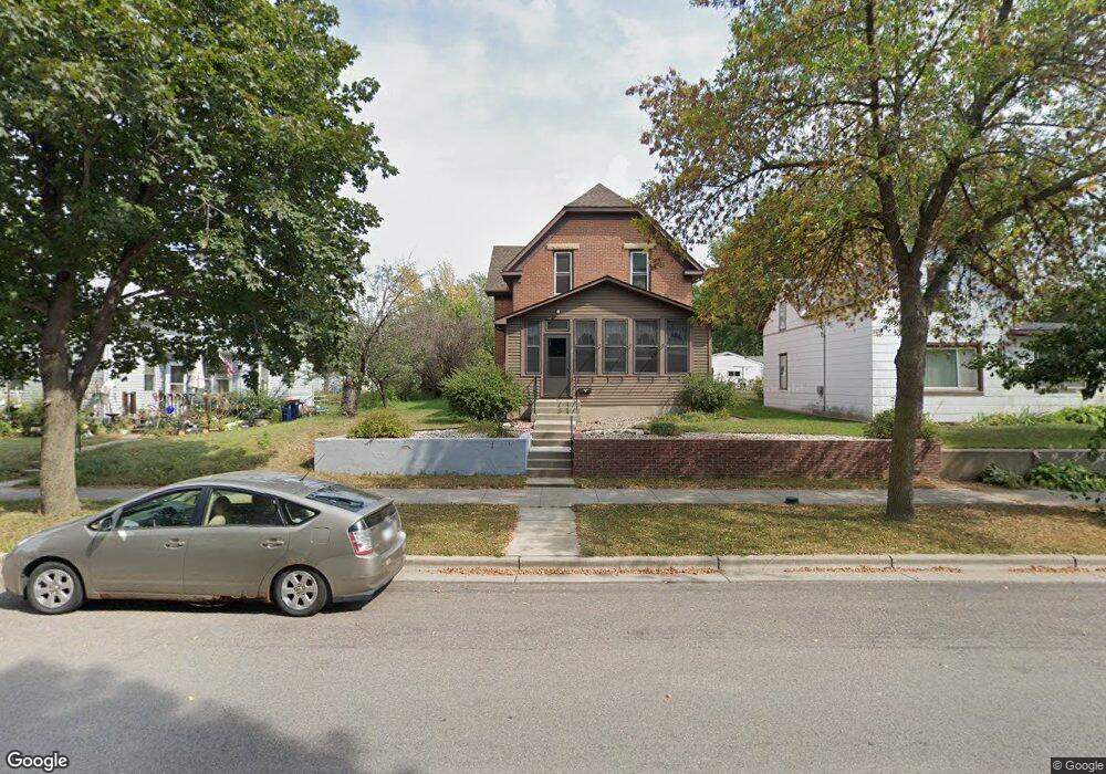 1026 N Minnesota St, New Ulm, MN 56073 - photo 1