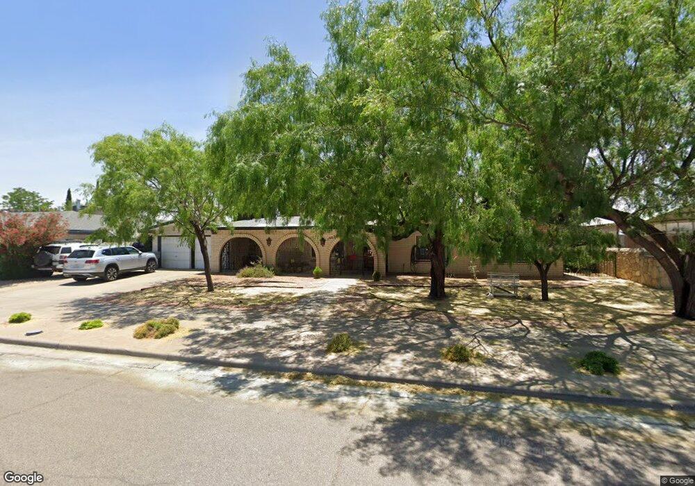 10628 Sombra Verde Dr, El Paso, TX 79935 - photo 1