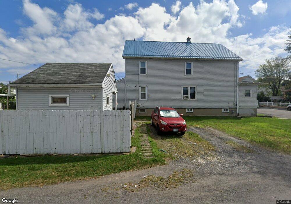 662 N Locust St, Hazleton, PA 18201 - photo 1