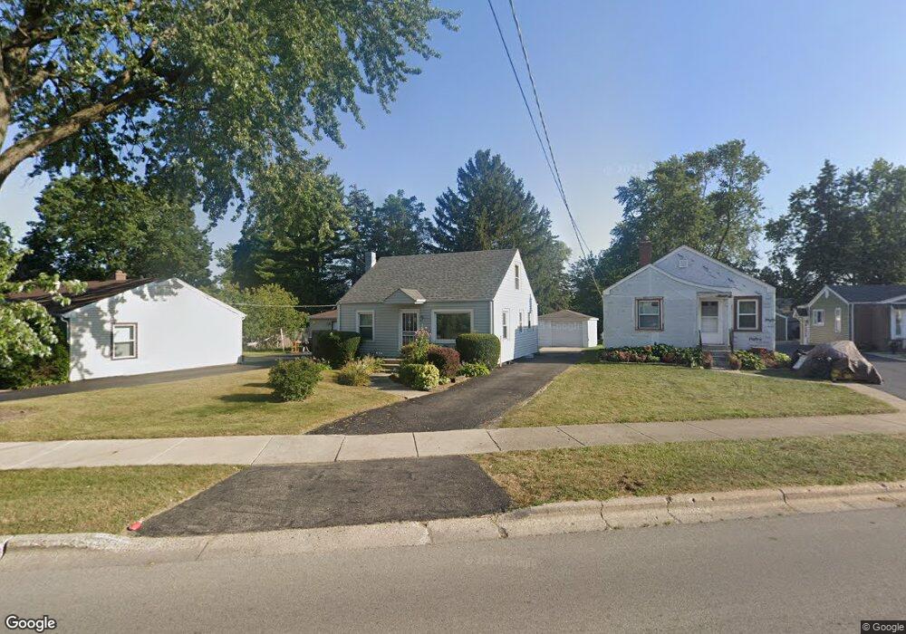 1719 W Dugdale Rd, Waukegan, IL 60085 - photo 1