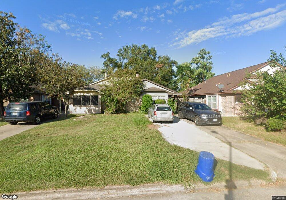 10027 Lasaber Ct, Houston, TX 77038 - photo 1