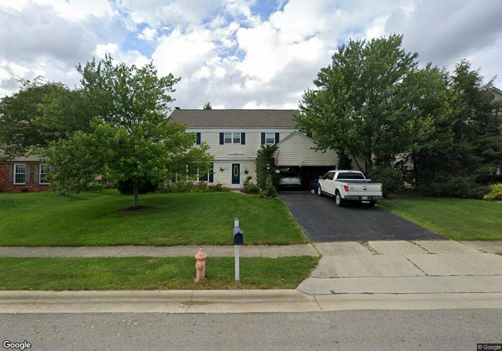 1546 Lorraine Ave, Columbus, OH 43235 - photo 1