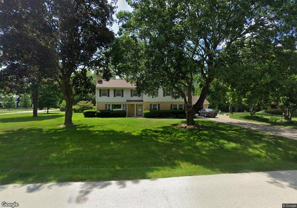 1705 Fairhaven Blvd, Elm Grove, WI 53122 - photo 1