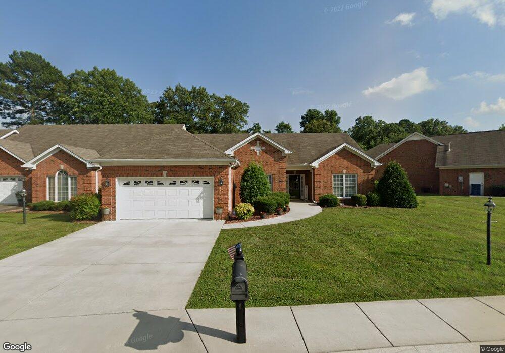 200 Magnolia Glen Ct, Manchester, TN 37355 - photo 1