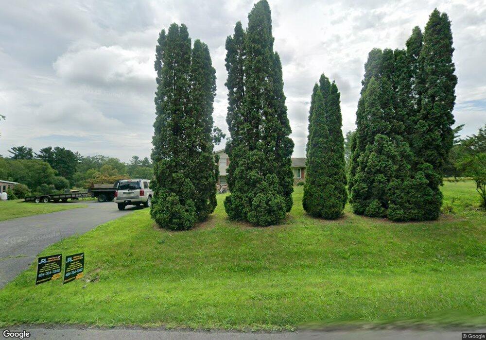 398 Moorestown Dr, Bath, PA 18014 - photo 1