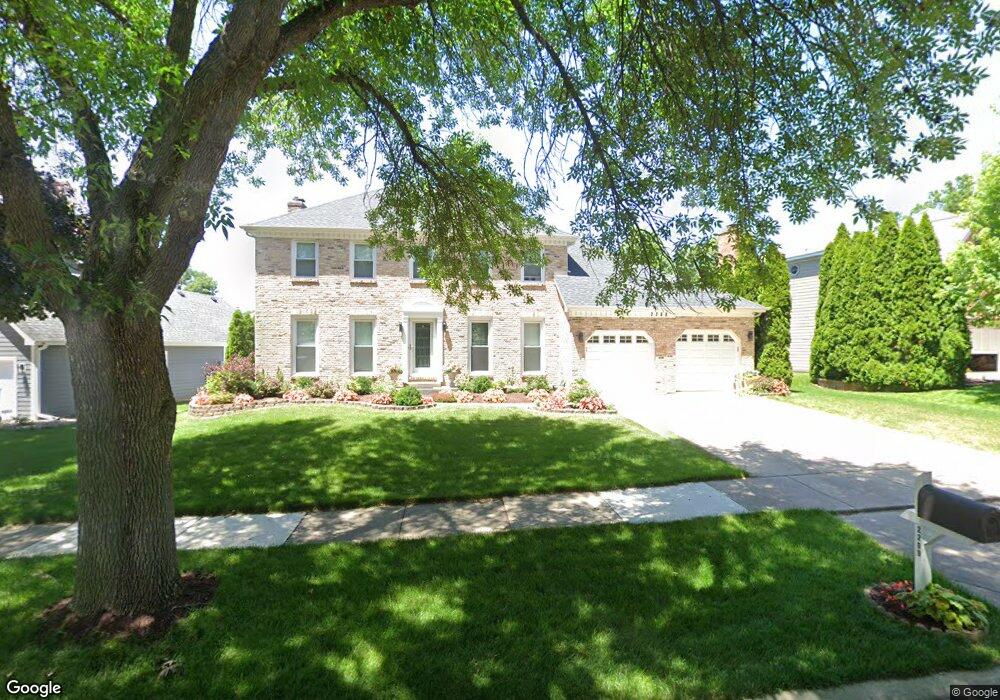 2209 University Dr, Naperville, IL 60565 - photo 1