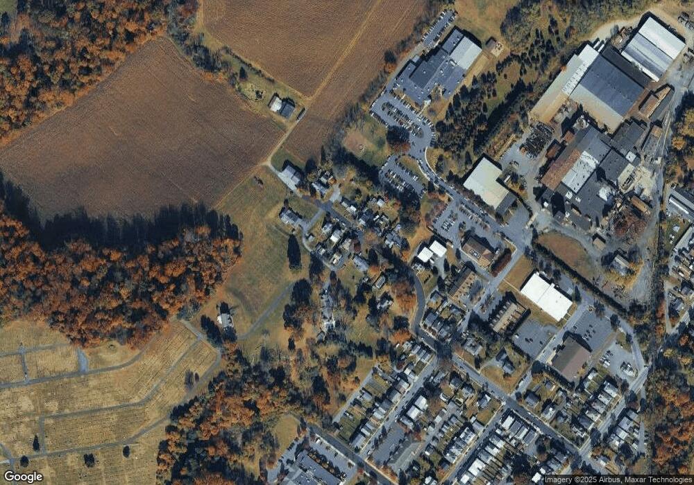 312 W 6th St, Boyertown, PA 19512 - photo 1