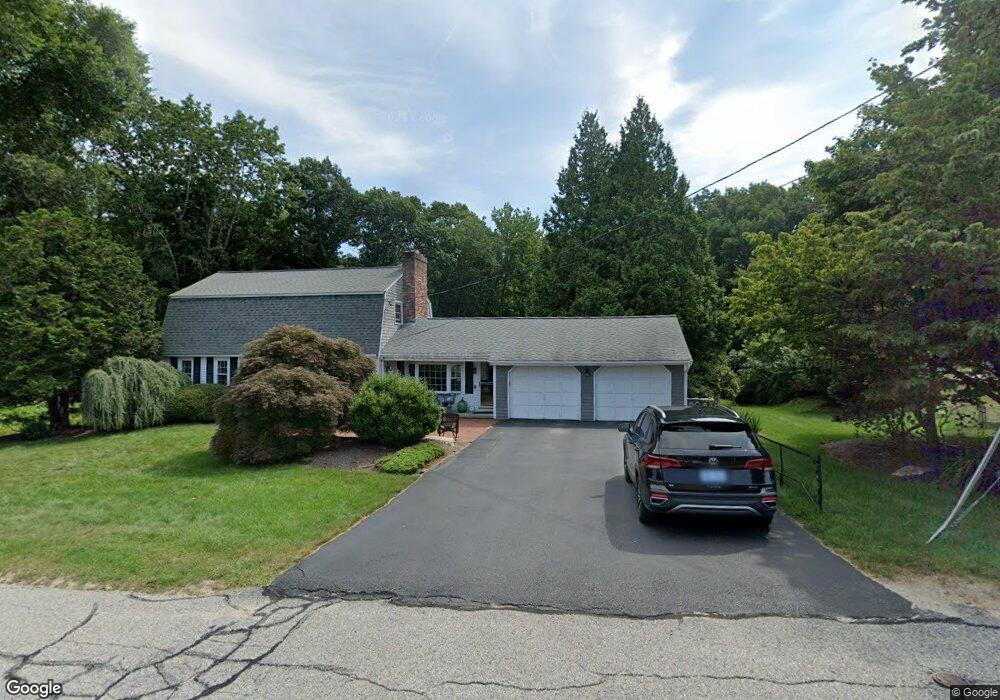 11 Stone Bridge Dr, Cumberland, RI 02864 - photo 1
