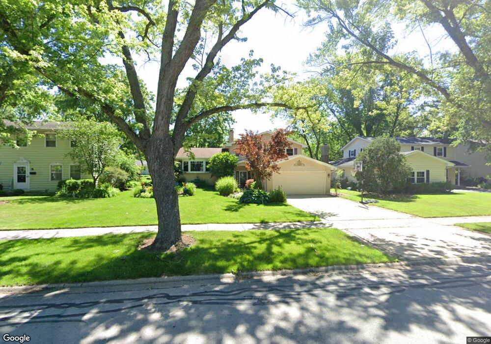 1552 Killdeer Dr, Naperville, IL 60565 - photo 1