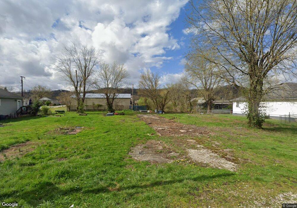 105 Smoot Ave, Dunbar, WV 25064 - photo 1