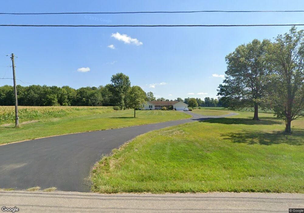 8011 S 100 W, Columbus, IN 47201 - photo 1