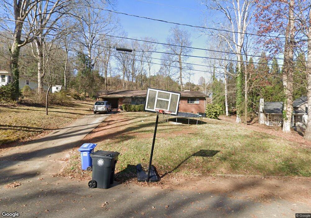 1724 Lakeview Cir, Gainesville, GA 30501 - photo 1