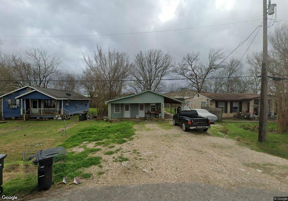 208 Lulac St, Alvin, TX 77511 - photo 1