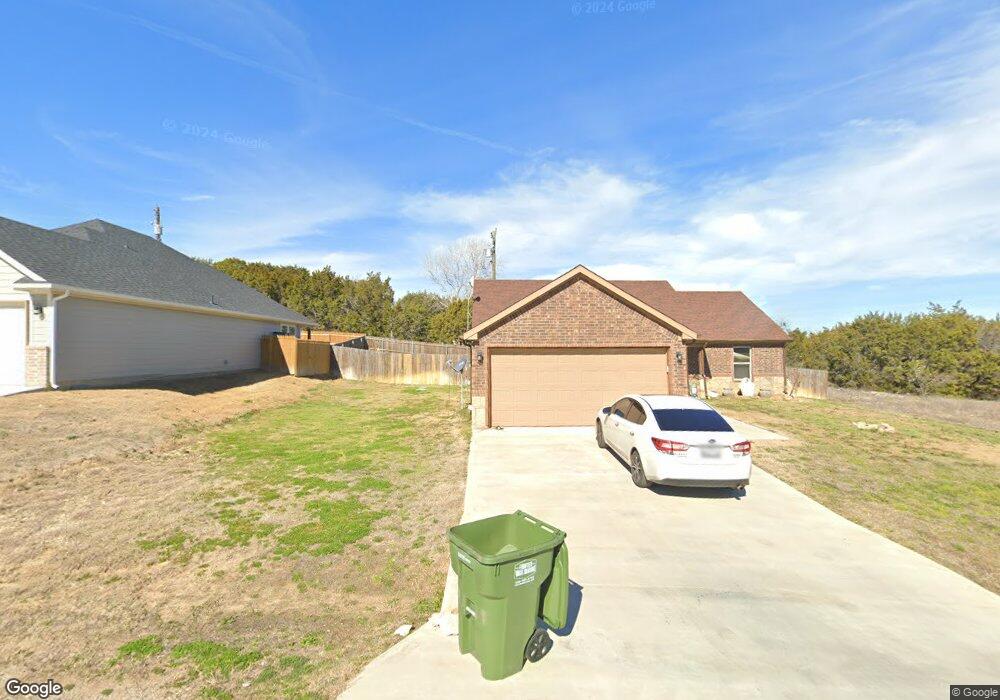 902 Colorado River Dr, Granbury, TX 76048 - photo 1