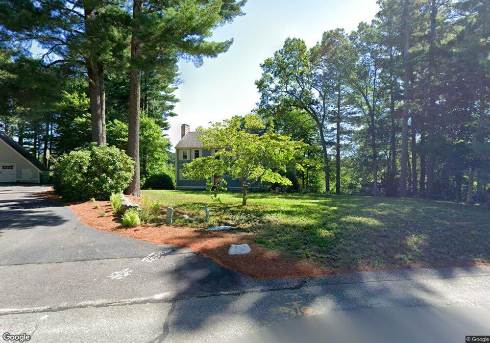 135 Edgewater Dr, Pembroke, MA 02359 - photo 1