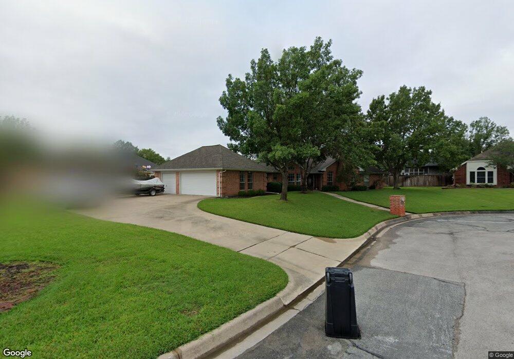 7105 Gregg Ct, North Richland Hills, TX 76182 - photo 1