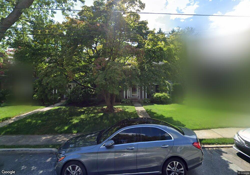 2126 Chestnut Ave, Ardmore, PA 19003 - photo 1