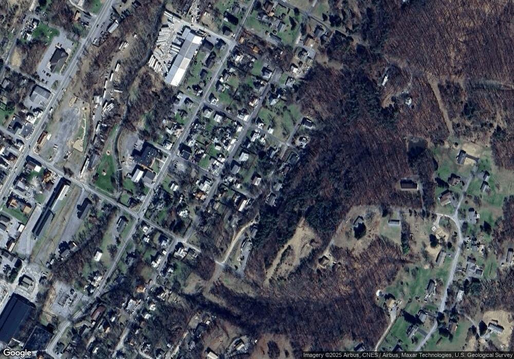 95 Goff St, Berkeley Springs, WV 25411 - photo 1