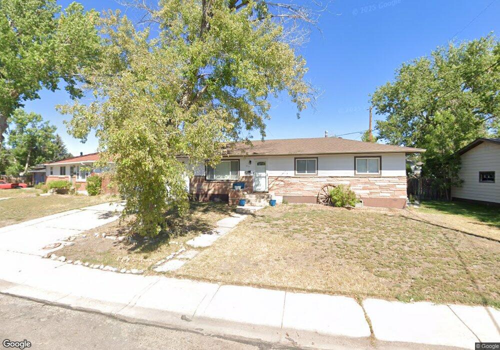 611 Mcgovern Ave, Cheyenne, WY 82001 - photo 1