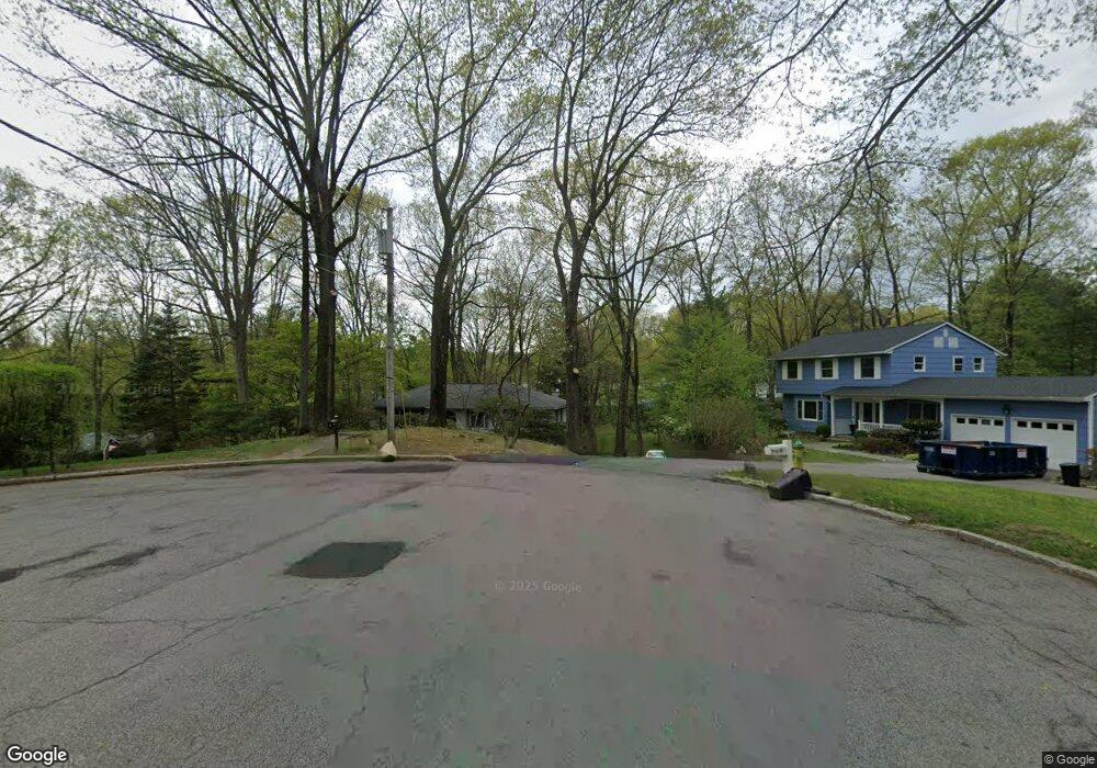 7 Aspen Ct, Ossining, NY 10562 - photo 1