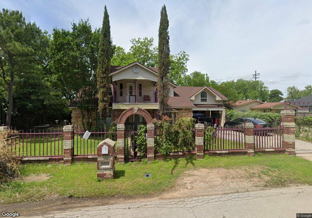 1513 N Brazos Ave, Cleburne, TX 76031 - photo 1