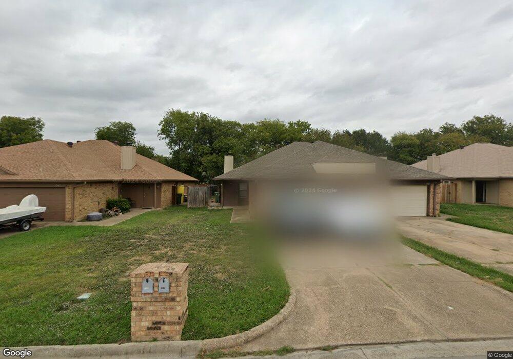 7509 April Ln, North Richland Hills, TX 76182 - photo 1