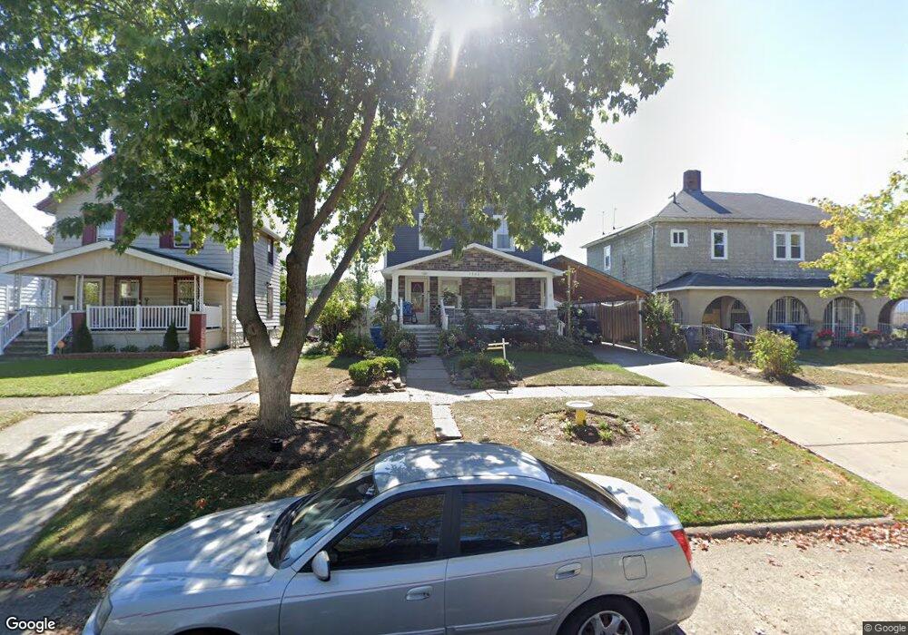 1704 E 33rd St, Lorain, OH 44055 - photo 1