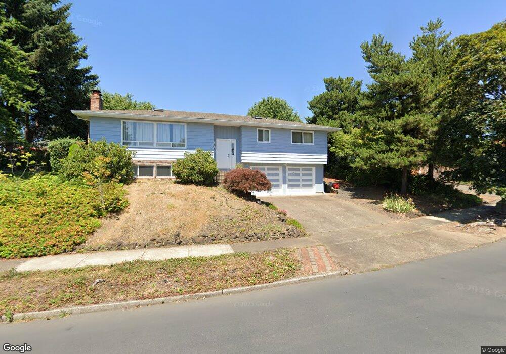 3236 Circle Crest Dr, Forest Grove, OR 97116 - photo 1