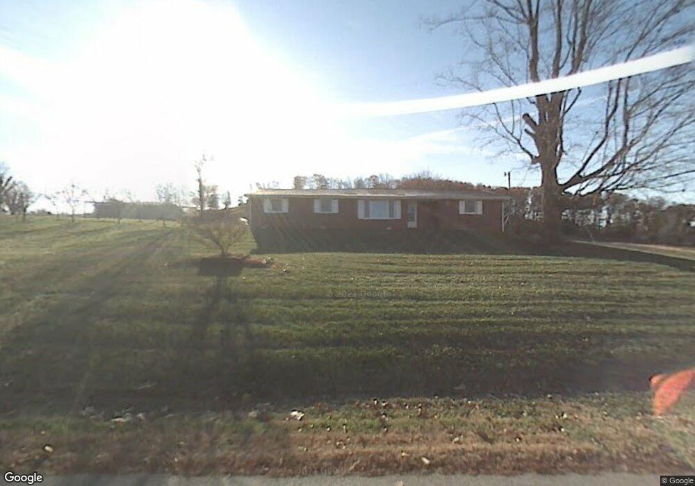 827 Jackson Rd, Rutledge, TN 37861 - photo 1