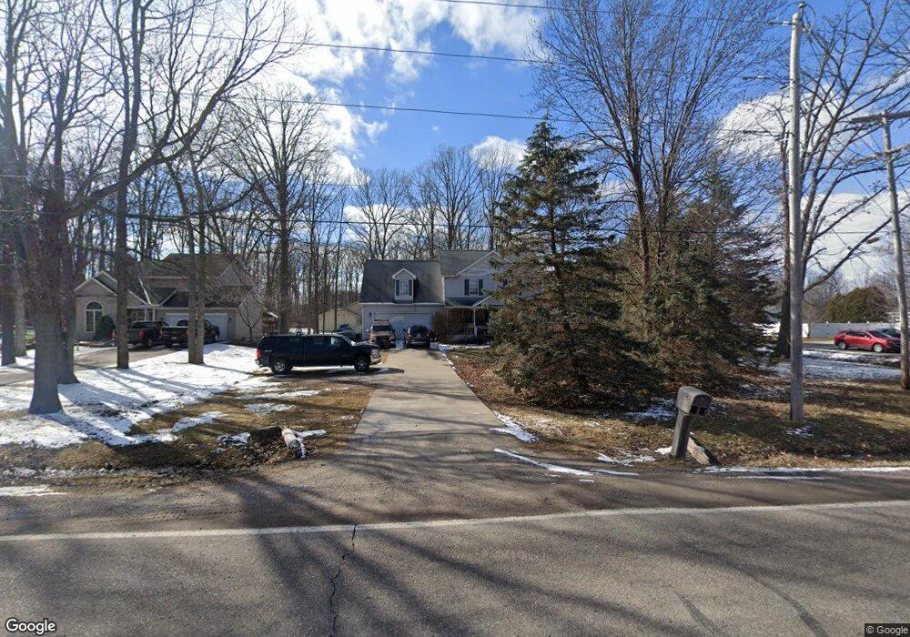 1008 S Gale Rd, Davison, MI 48423 - photo 1