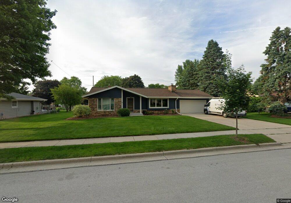 2024 Laura Ln, Waukesha, WI 53186 - photo 1